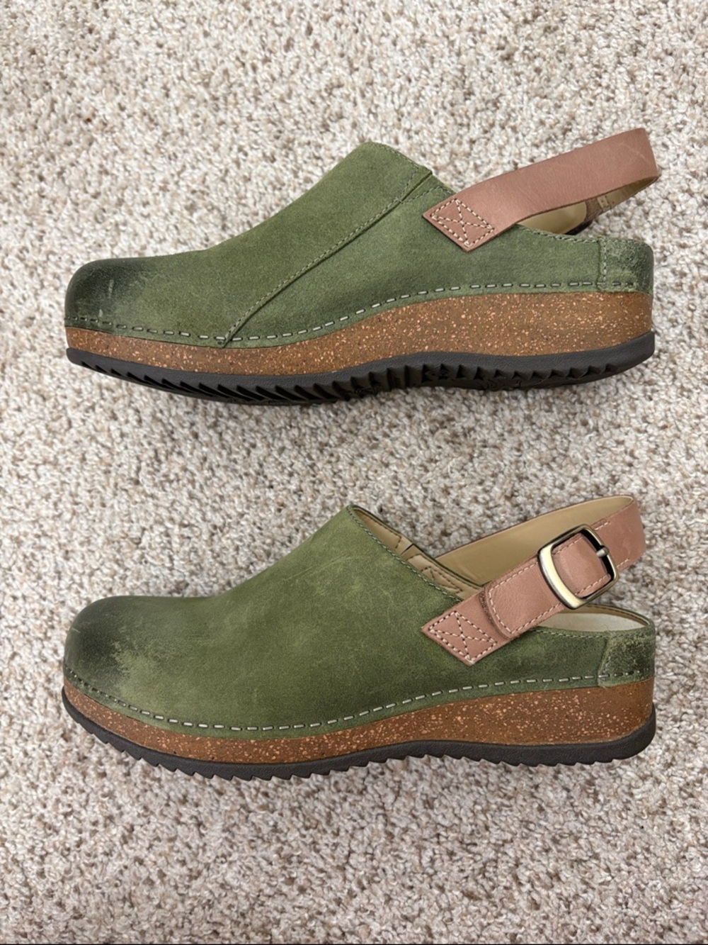 Dansko Merrin Olive Green Burnished Leather Clogs EU Size 39 - Picture 3 of 9